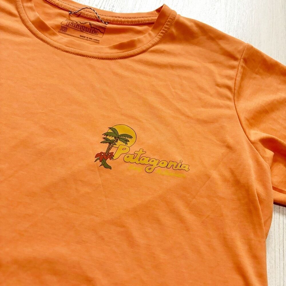 Patagonia Regenerative Organic Certified Cotton Graphic T-Shirt Size XS - Picture 4 of 4